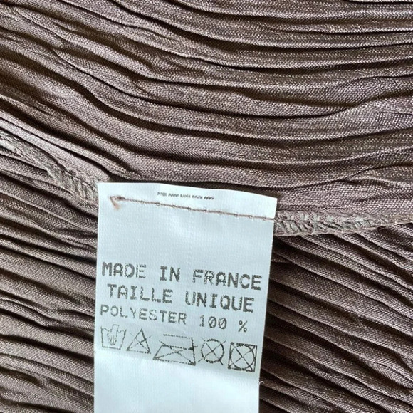 Jolie Mine  Paris Pleat Pisse’ Crinkle Satin Jacket - Picture 13 of 16